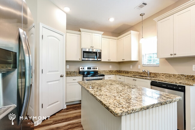 Foto del edificio - 1232 Oak Ln