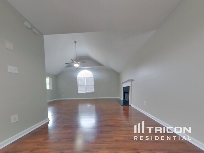Building Photo - 4118 Lost Springs Tr