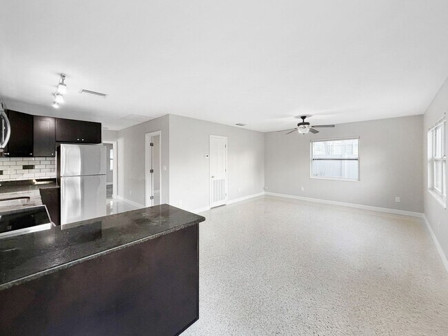 Foto del edificio - 2724 57th St S