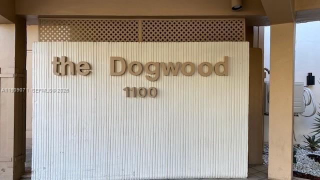 Foto del edificio - 1100 St Charles Pl