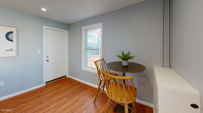 Foto del edificio - 1 br, 1 bath House - 8 Germania St Bedroom...
