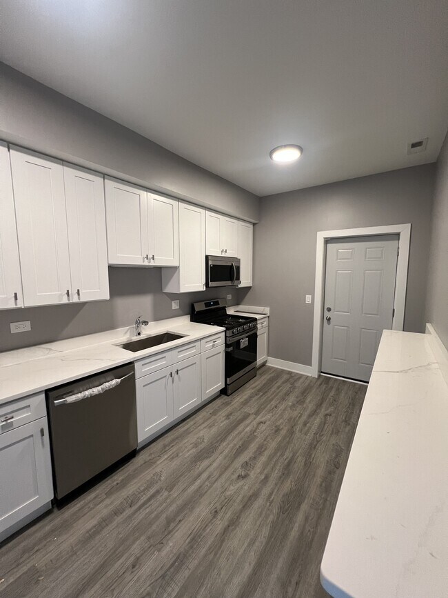 Foto del edificio - 5310-5312 S Harper Ave