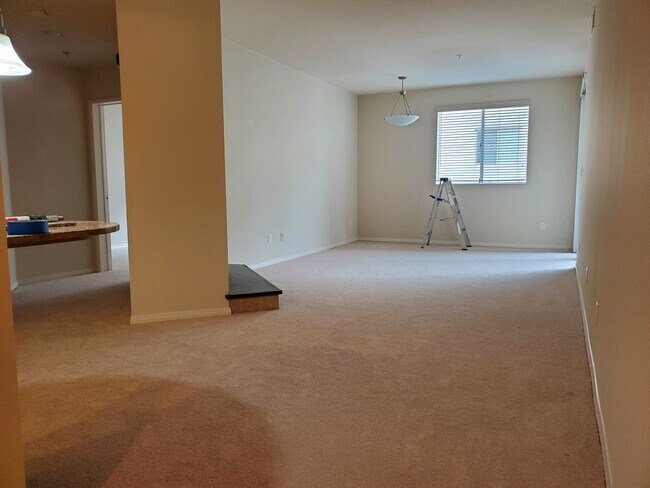 Living/Dining - 4180 Fair Ave