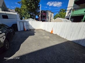 Building Photo - 136 Quincy St