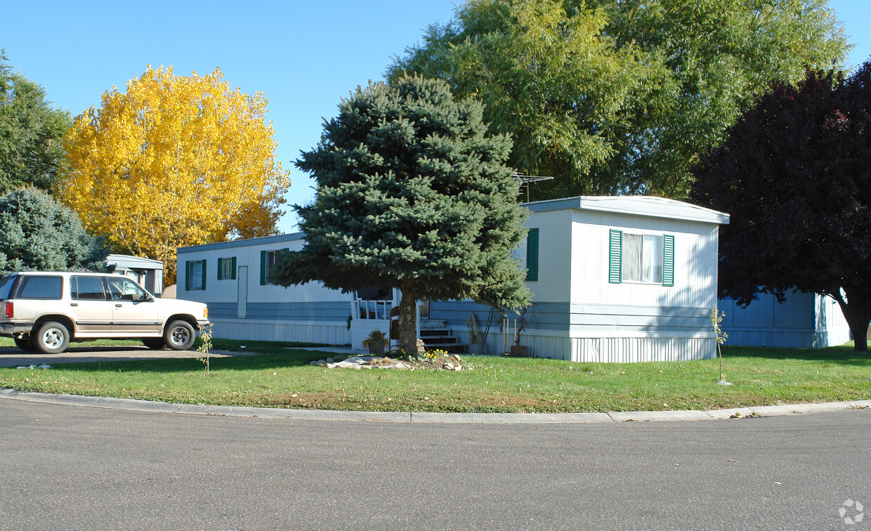 Building Photo - Indian Creek Mobile Home Estates