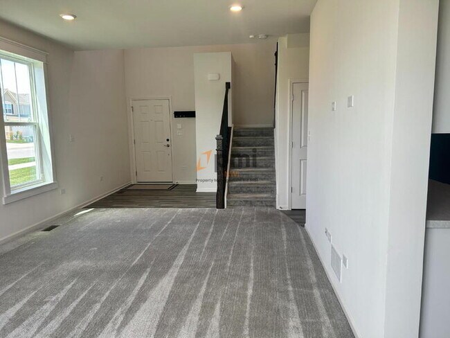 Building Photo - 1765 E 110th Pl