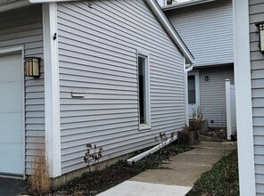 Building Photo - 527 Winston Ln