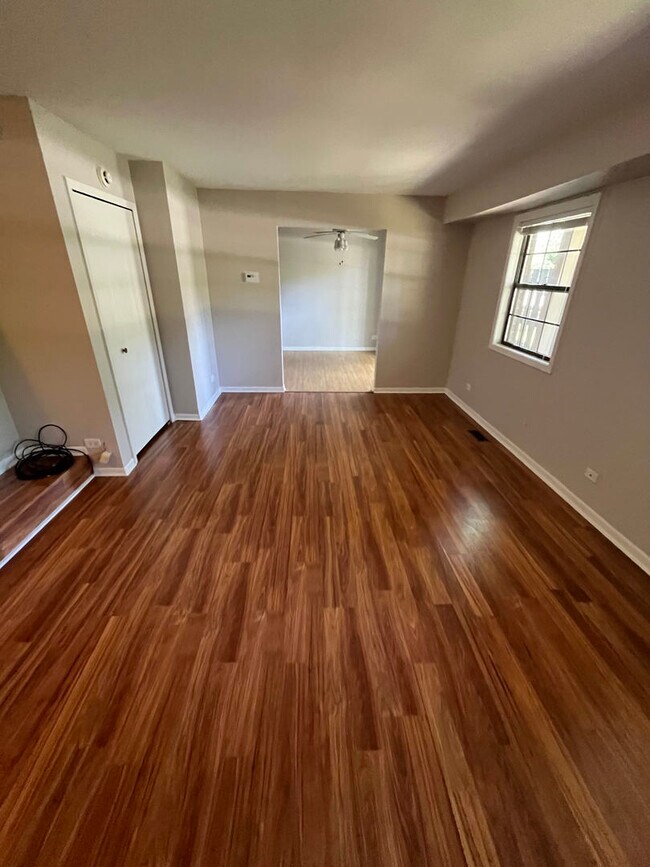 Foto del edificio - 1500 W Jefferson Ave