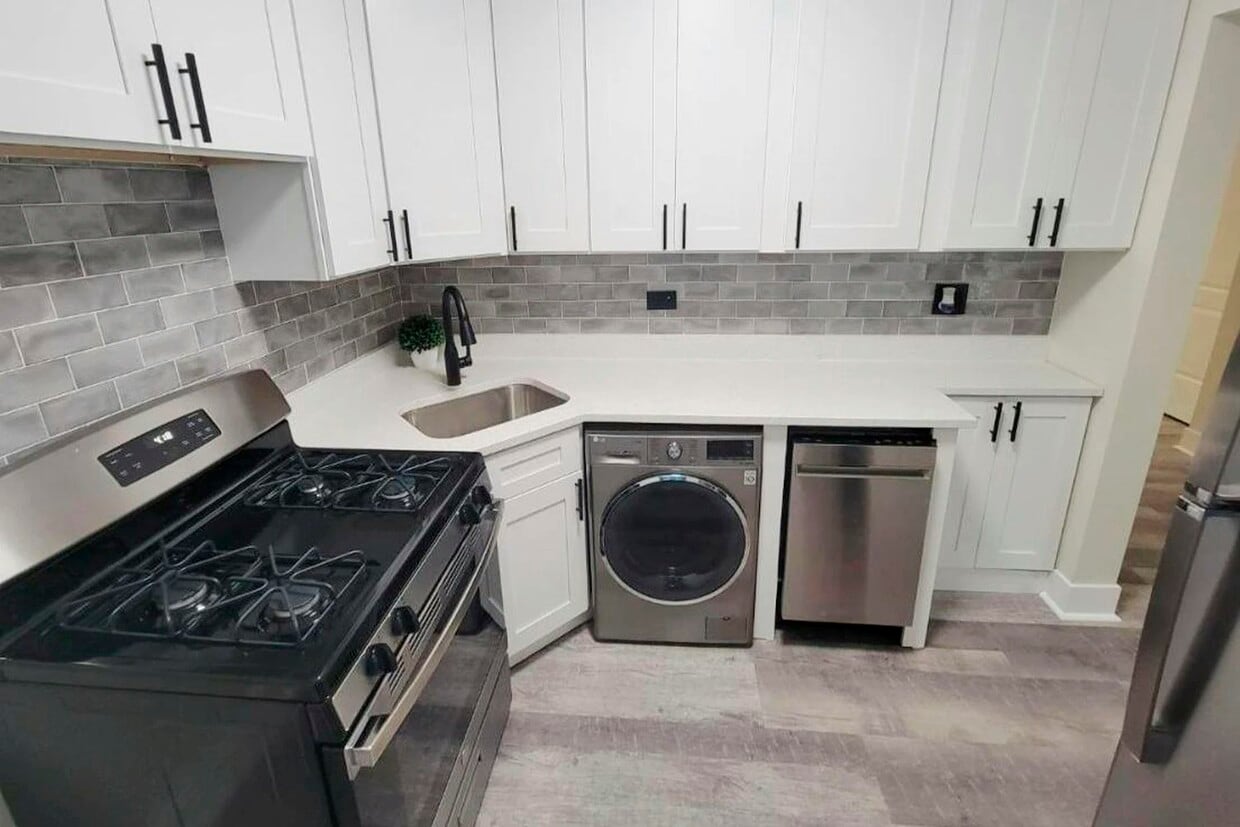 Foto principal - 3703 N Hoyne Ave