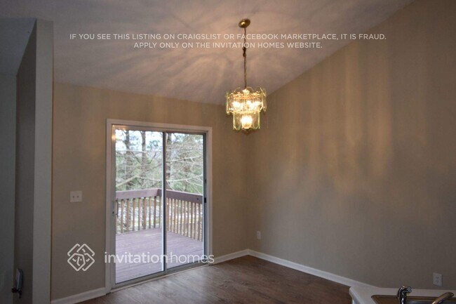 Building Photo - 3219 Sentinel Cir