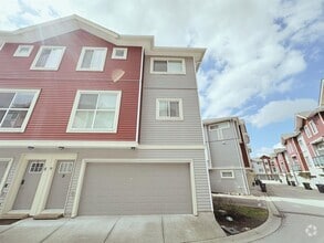 Building Photo - 6945-185 185 St