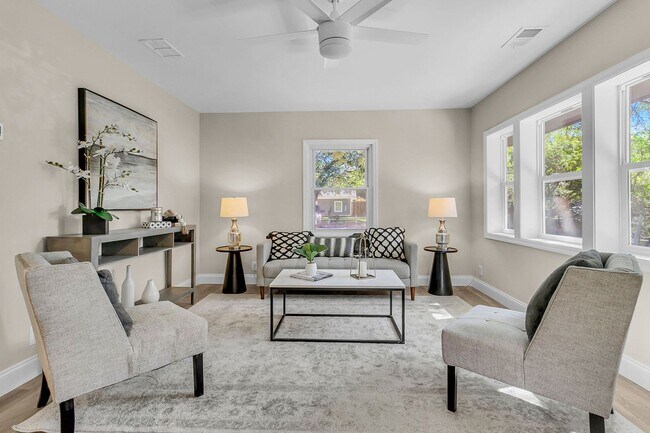 Foto del edificio - 635 Sequoia St