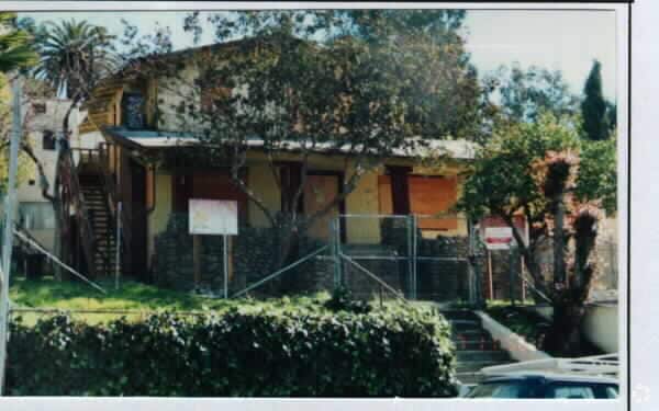 Building Photo - Eastlake Neighborhood Center