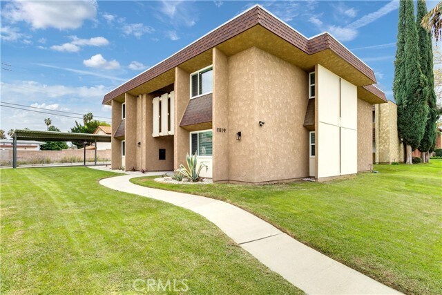 Foto principal - 11119 Poplar St