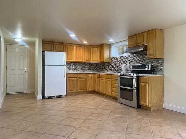 Foto del edificio - For Rent - Charming 2 Bed / 1 Bath Home in Stormville, NY (1,000 Sq Ft)