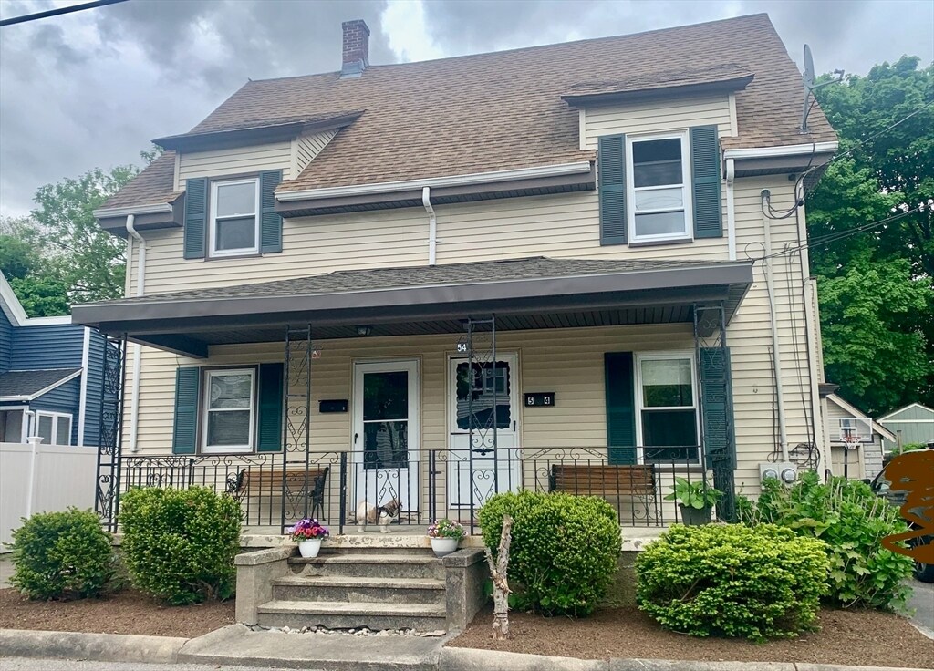 Primary Photo - 52 Rodman St