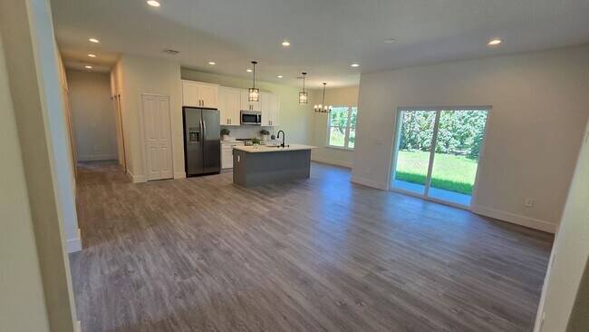 Foto del edificio - 2862 Pomello Ave SW