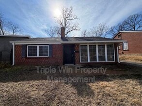 Building Photo - 8652 White Ave