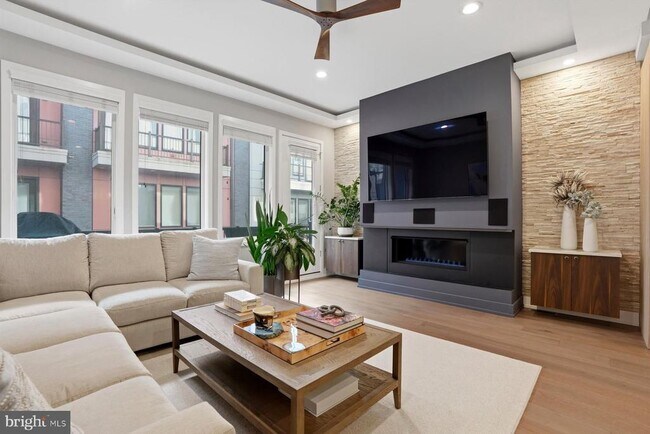 Foto del edificio - 611 N Galloway St