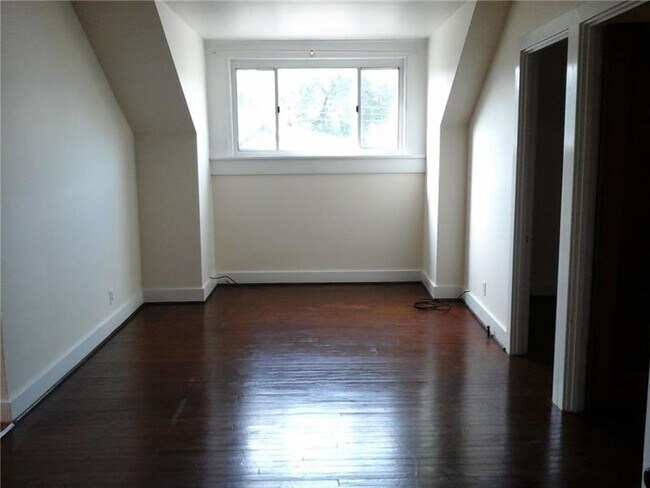 Foto del edificio - 1103 Indiana Ave