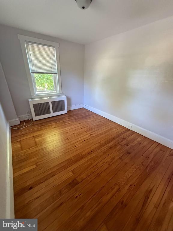 Building Photo - 813 River Rd