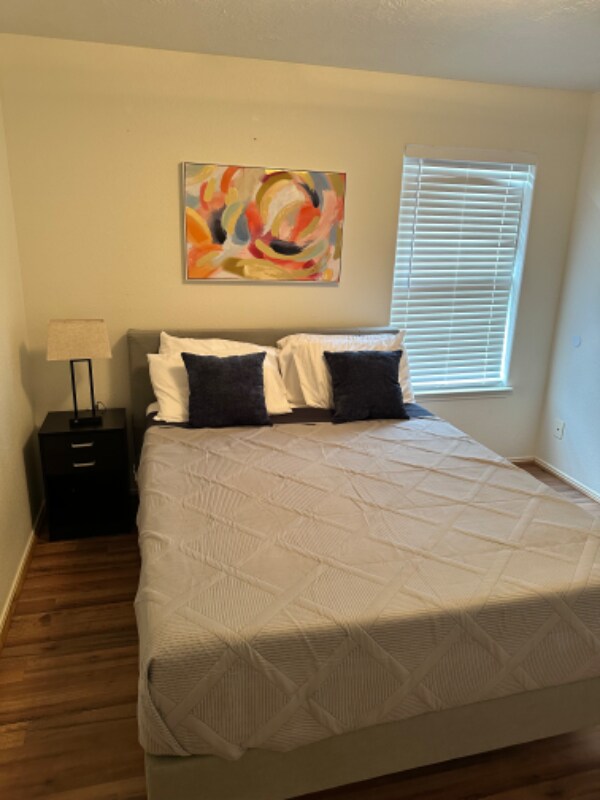 Foto del edificio - 3706 Oyster Tree Dr