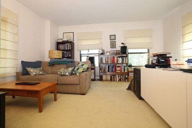 Foto del edificio - 51 Winchester St