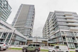 Building Photo - 251-2251 Manitoba St