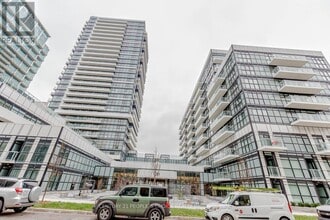 Building Photo - 251-2251 Manitoba St