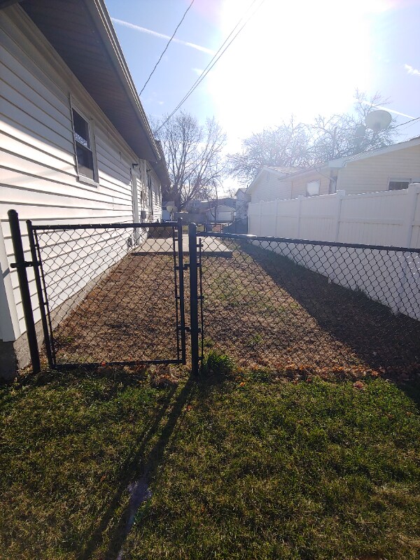 Foto del edificio - 4080 Boston Dr