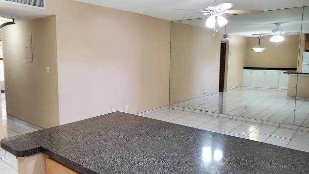 Foto del edificio - 2860 NE 14th Street Causeway