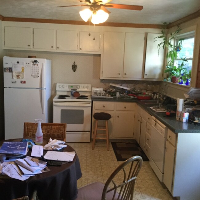 Building Photo - 8712 Greenford Dr