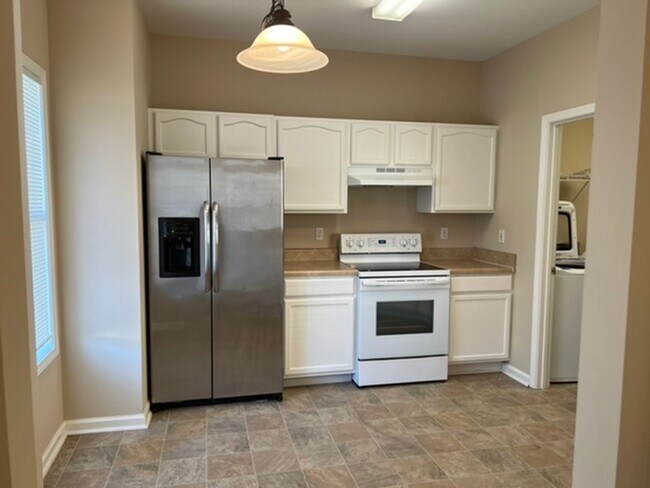 Foto del edificio - Newly Updated Townhome in Olde Town Village, Bluffton