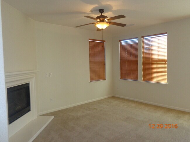 Foto del edificio - 6907 Sacred Circle