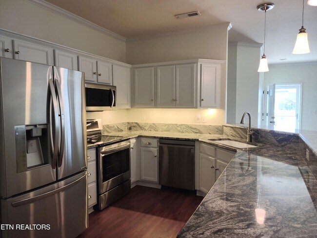 Foto del edificio - 144 Hardinberry St