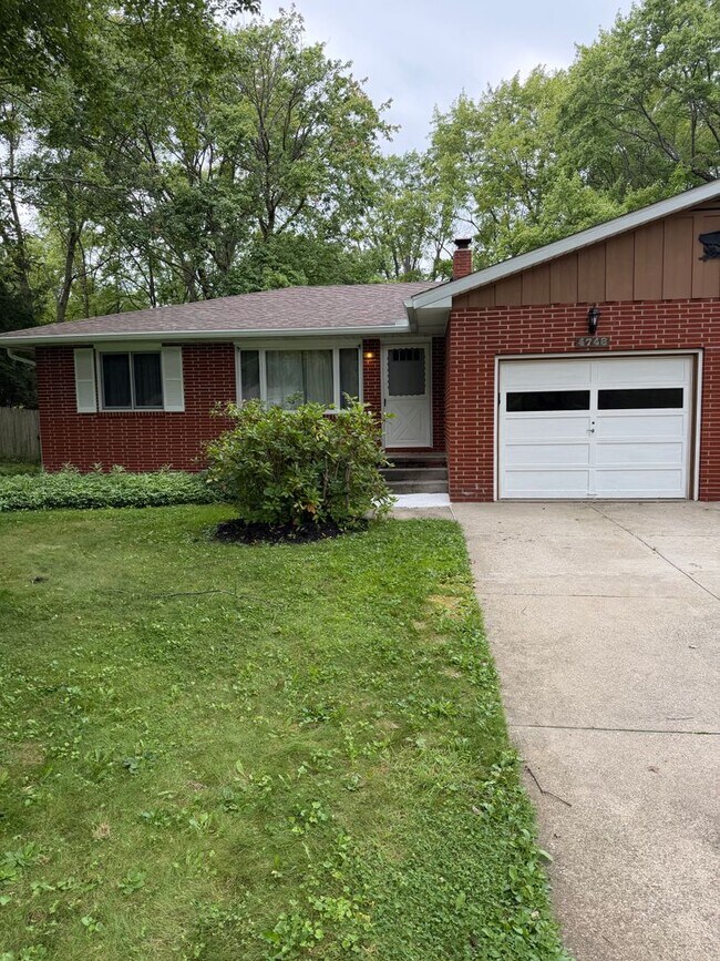 Foto del edificio - 4748-4752 Sunnyside Drive