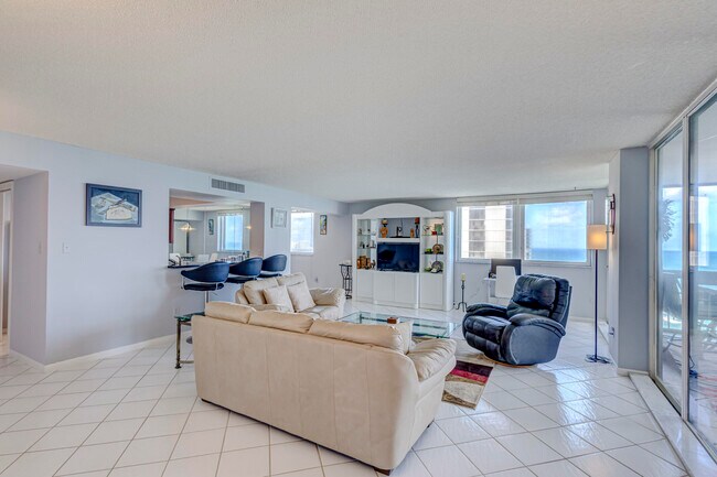 Building Photo - 5380 N Ocean Dr