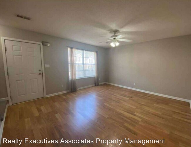 Building Photo - 2 br, 1.5 bath House - 4721 Scepter Way