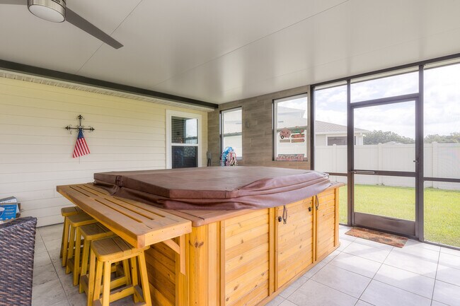 Foto del edificio - 4382 Finch Ln
