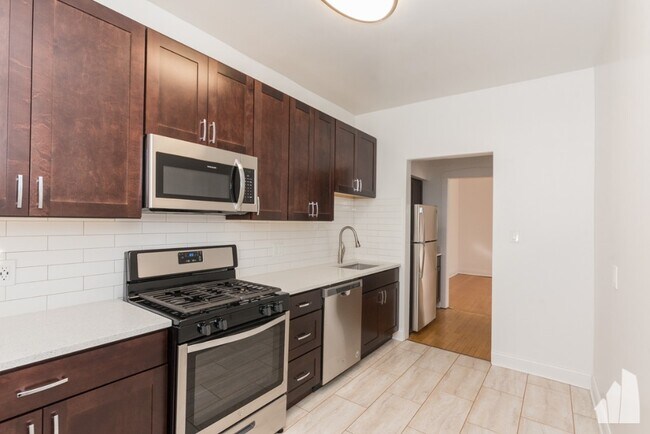 Foto del edificio - 1212 W Lunt Ave