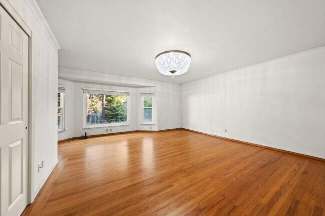Foto del edificio - 401 Moseley Rd