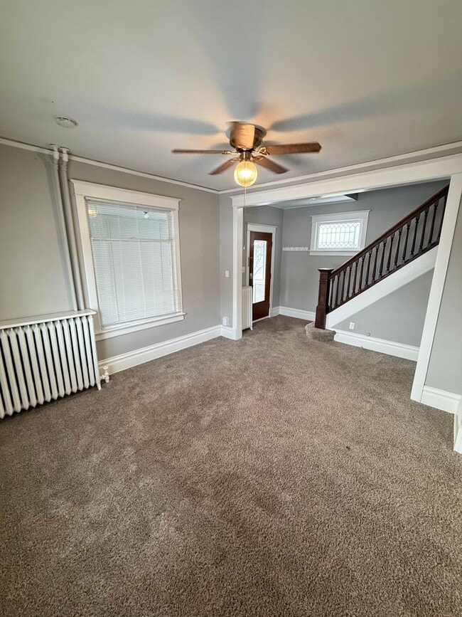 Building Photo - AVAILABLE February - 3 Bedroom, 1 Bath in Superior - Just Listed!