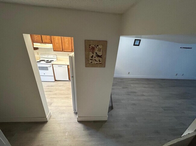 Foto del edificio - 7743 Balboa St