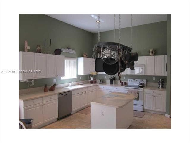 Foto del edificio - 9468 SW 221st Ln