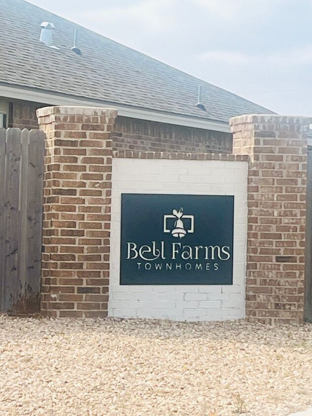 Primary Photo - Bell Farms - 14411