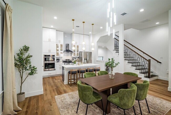 Foto del edificio - 1305 E 27th St