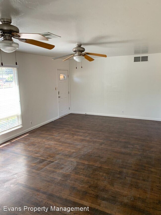 Building Photo - 2 br, 1 bath House - 820 S Oak Park St