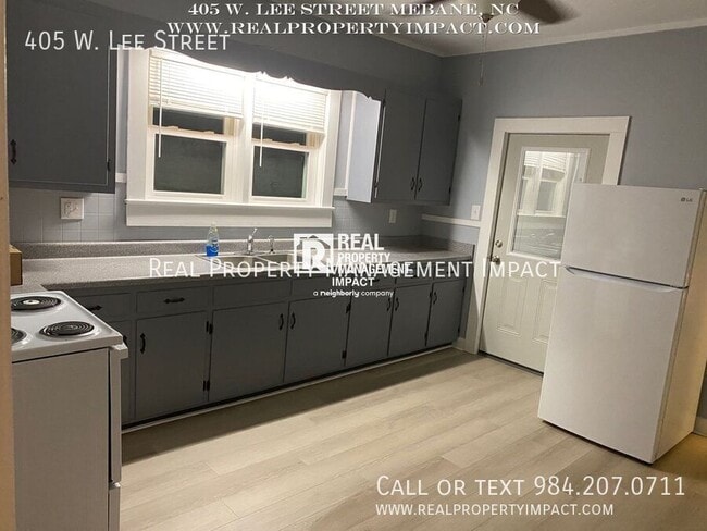 Building Photo - 405 W Lee St