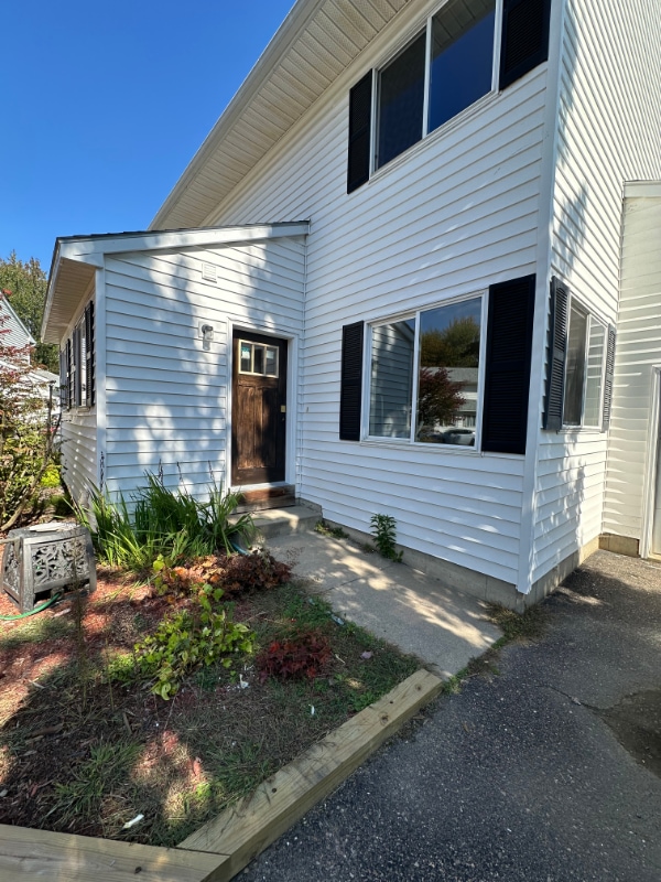 Building Photo - 46 Foxwood Cir