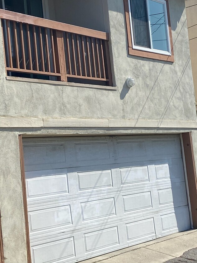17112 Chatsworth St Unit C, Granada Hills, CA 91344 17112 Chatsworth